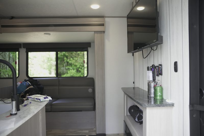 Kodiak SE living area with TV